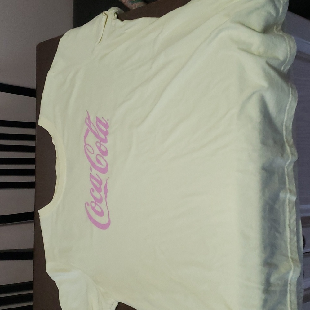 Coca-Cola Ladies T-Shirt. Size 2X. Yellow, pink lettering.